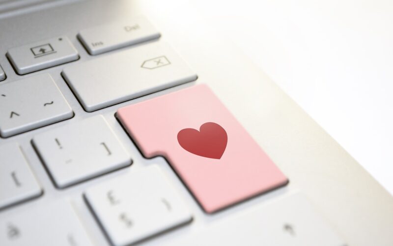 Coronavirus fans flames of love in Nigeria’s online dating scene