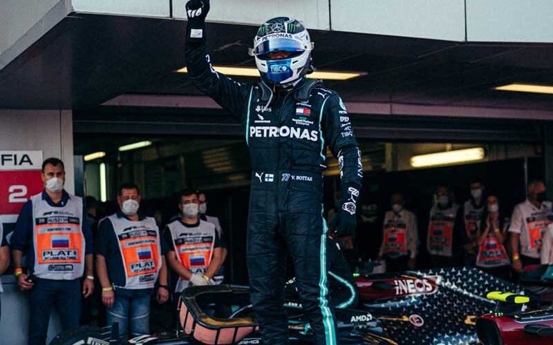 Bottas wins as penalties haunt Hamilton in Russia