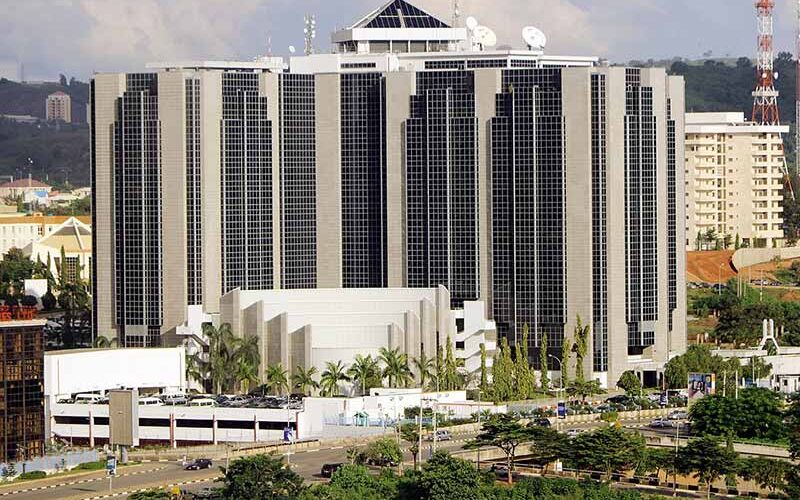 Nigeria central bank sells $50 mln to gauge foreign FX demand -traders