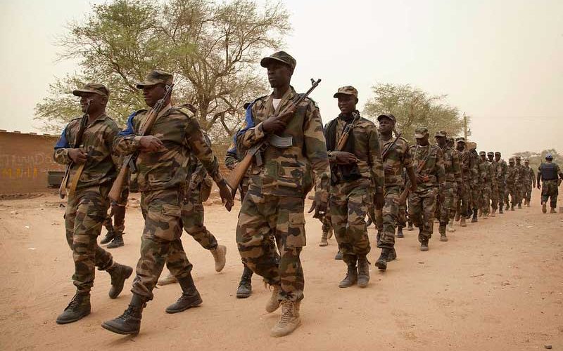 Gunmen kill six Malian soldiers in coordinated attacks