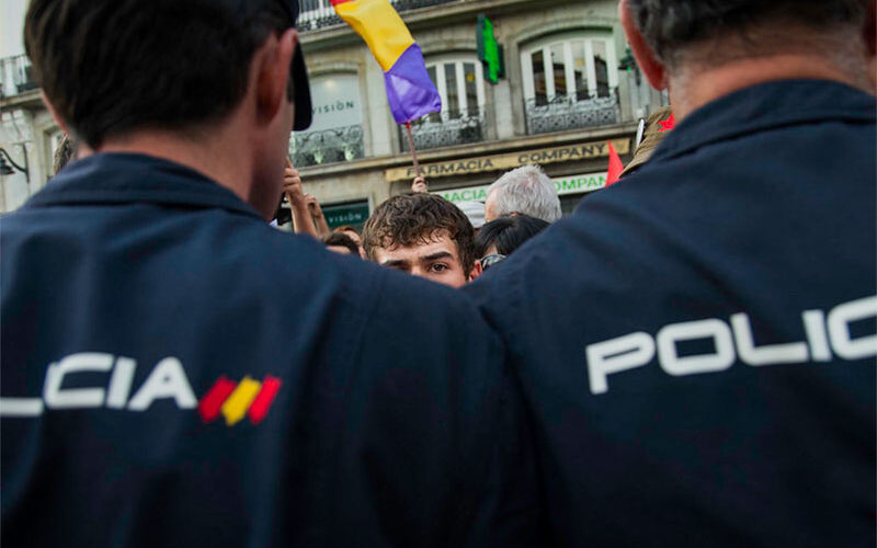 Spanish police arrest Moroccan man for praising beheading of French teacher