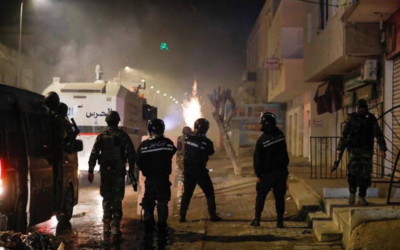Tunisian youth clash with police