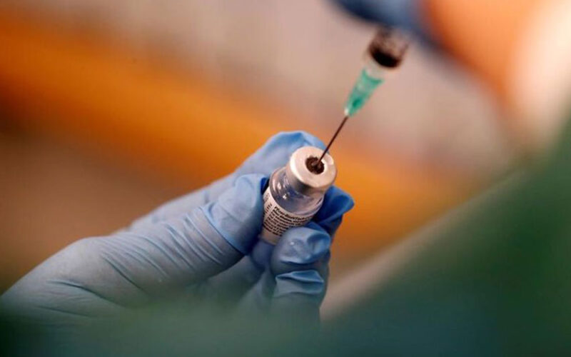 Sudan launches vaccination roll-out for medical workers