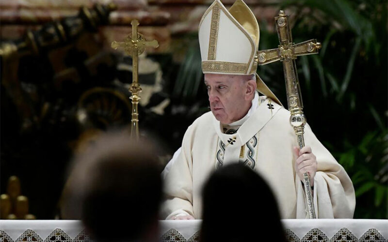 Pope slams armed conflict, weapons spending