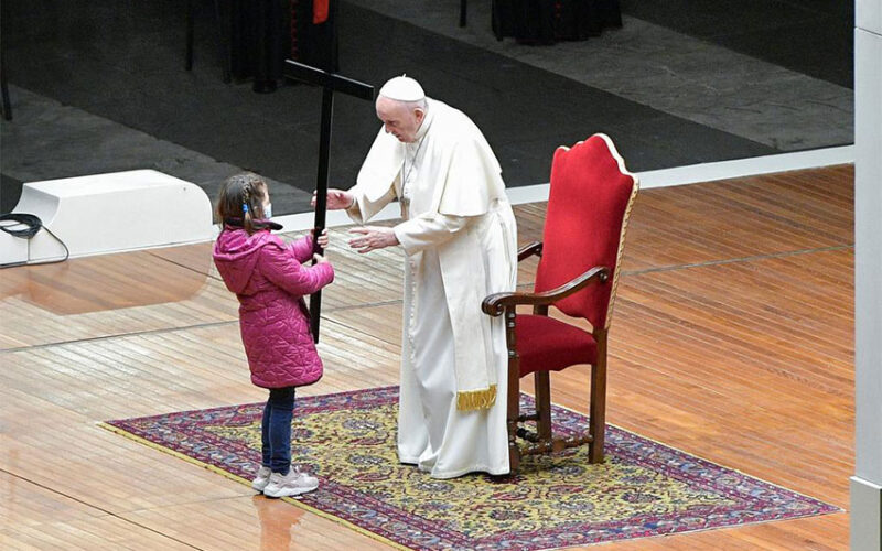 Children take centre stage at pope’s scaled-back Good Friday service