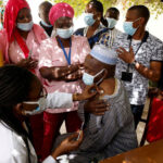 Healtcare-worker-COVID-19-vaccine-Dakar
