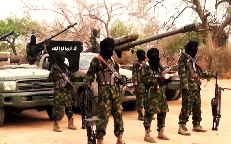 Suspected insurgents kill 14 in northeast Nigeria, residents say