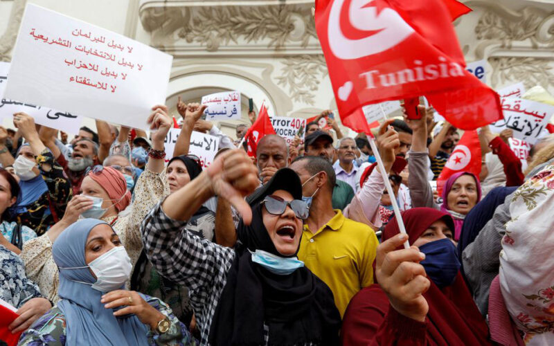 Tunisians protest against president’s “coup”