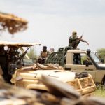 Malian-soldiers_patrol_Takuba-force