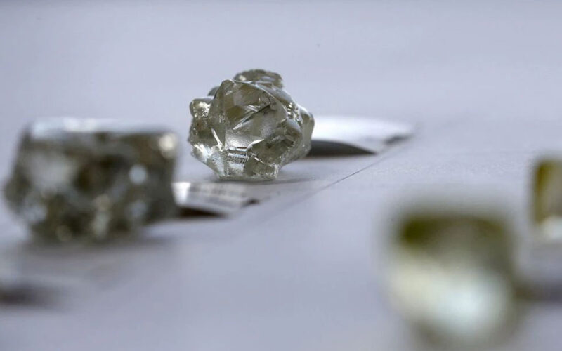Ukraine War: How De Beers protects its diamonds