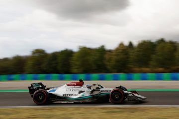 Russell can turn pole into win in Hungary, says Mercedes boss