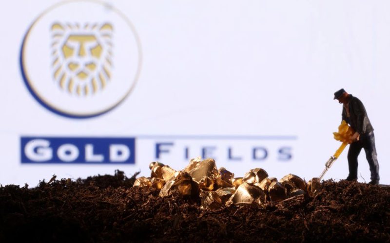 Gold Fields sweetens Yamana deal to win over investors