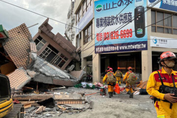 Strong earthquake hits southeastern Taiwan, building collapses