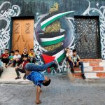 Palestinian-boy-performs-breakdancing