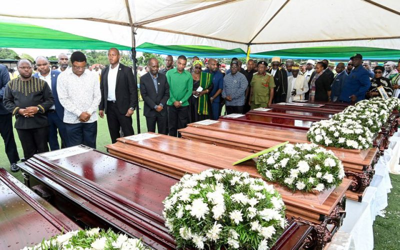 Mourners weep over 19 coffins after Tanzania plane crash