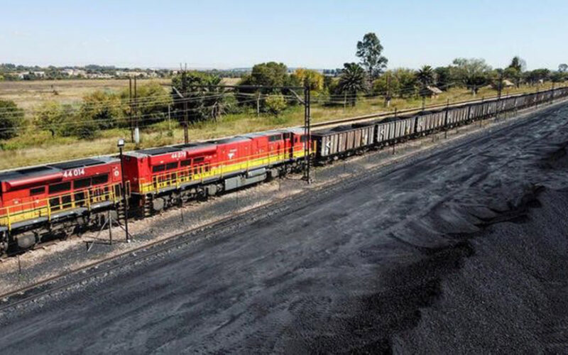 S.Africa’s Transnet halts rail link to regional countries after heavy rains