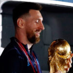 Lionel-Messi-with-trophy