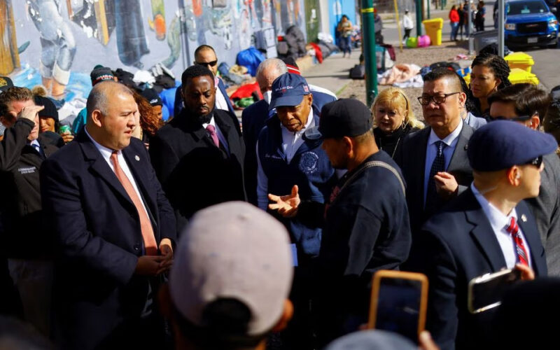 New York Mayor says “no room” in his city for migrants