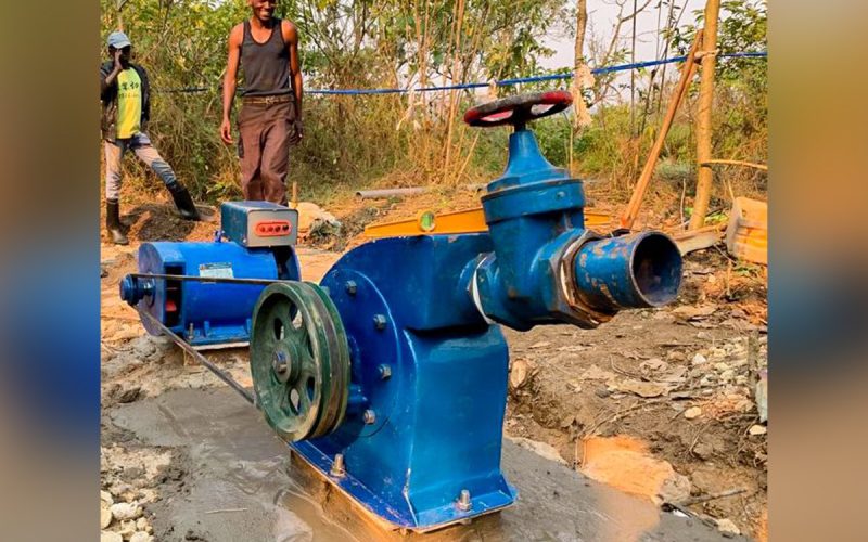 Man builds micro power station for DR Congo, using spare parts