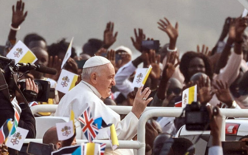 SUDAN; Pope calls for end of “blind fury of violence”