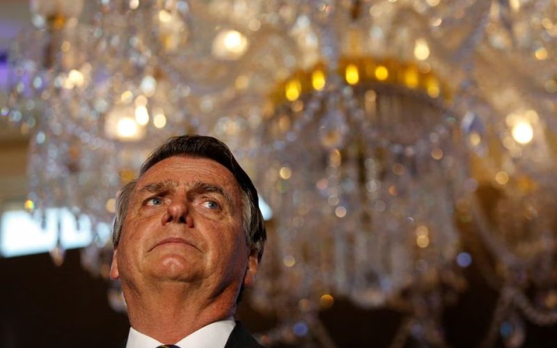 Bolsonaro denies ‘illegal acts’ over Saudi jewels; Lula government vows probe