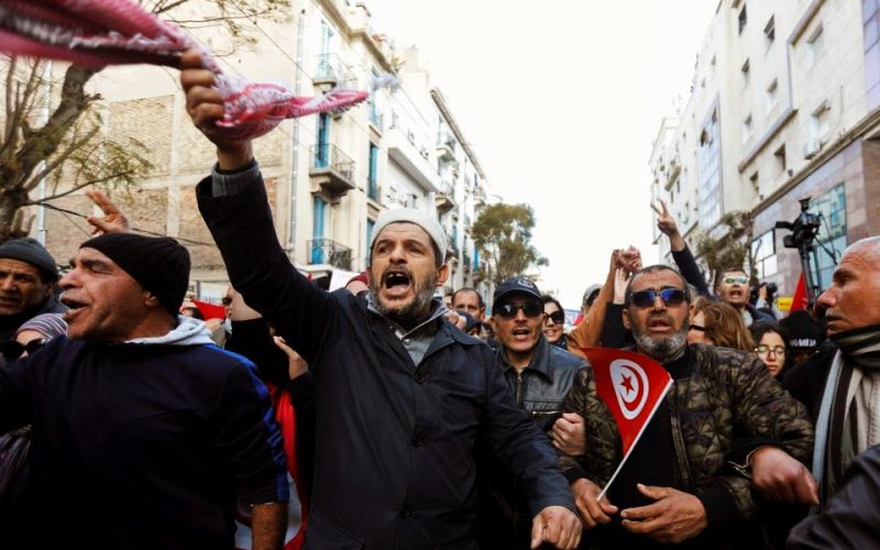 Tunisian opposition defies protest ban with rally