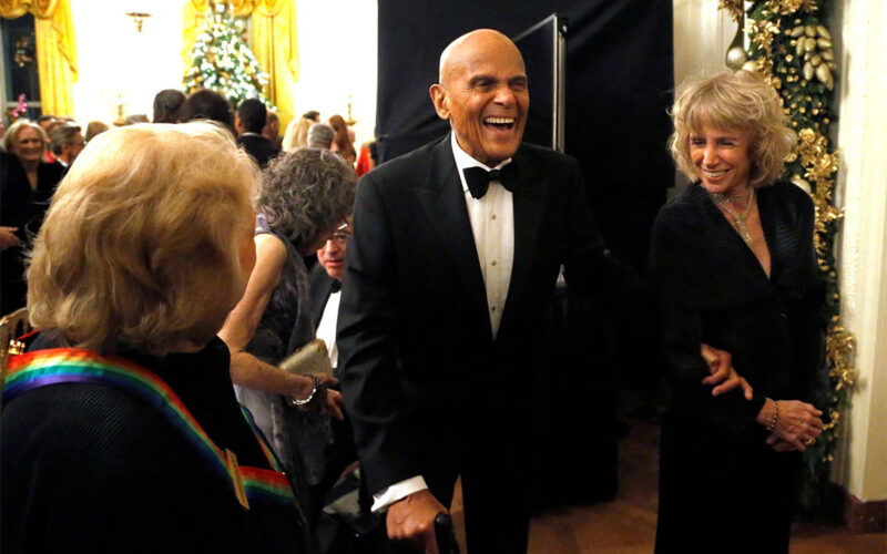Harry Belafonte, who mixed music, acting, and activism, dies at 96
