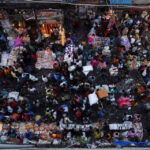 India_crowded-market