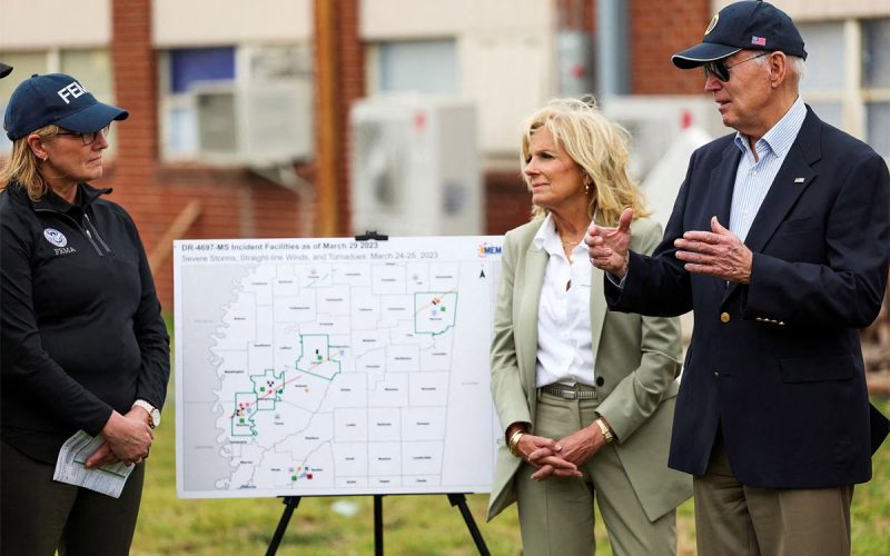 Biden visits tornado-hit Mississippi town
