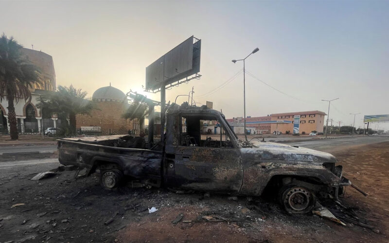 Sudan clashes intensify with no mediation in sight