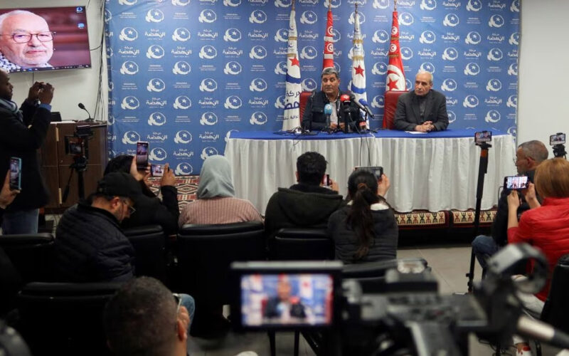 Tunisia police arrest three prominent officials of Ennahda party