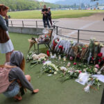 People-pay-respect_knife-attack_Le-Paquier-park_Annecy