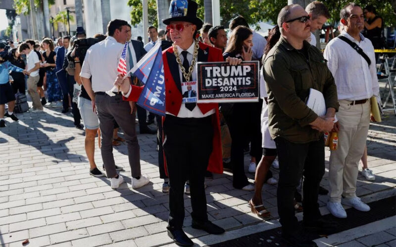 Trump supporters gather outside Florida court where he faces charges