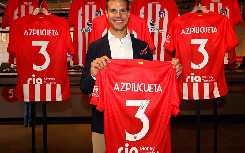 Back in LALIGA after 13 years: Atlético de Madrid shore up their defensive line with versatile full-back Cesar Azpilicueta