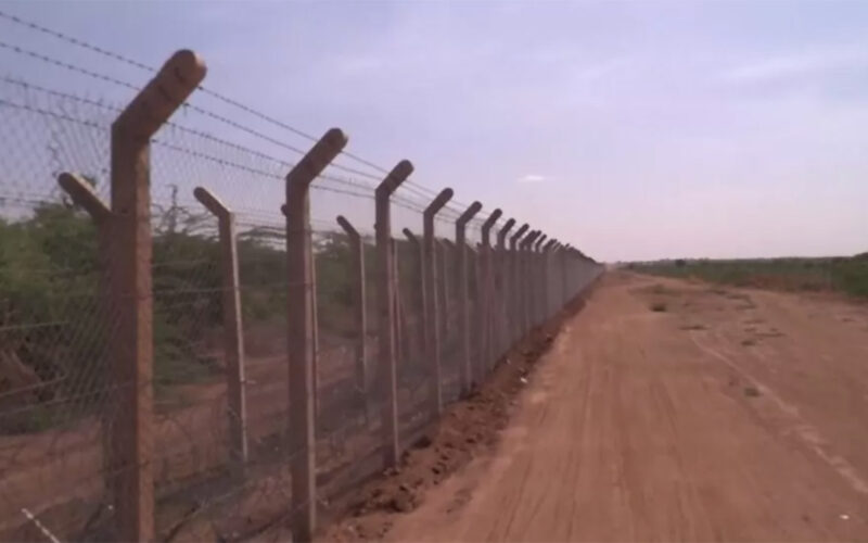 Kenya to delay re-opening Somali border over “wave of attacks”