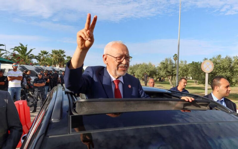 Tunisian opposition leader Ghannouchi starts a three-day hunger strike in prison