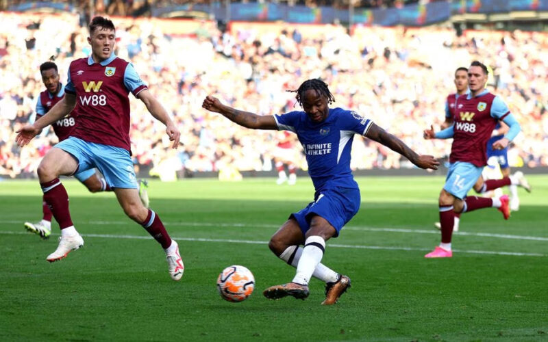 Sterling stars as Chelsea secure back-to-back league wins