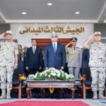 Egyptian-President-Abdel-Fattah-al-Sisi-inspects-the-Egyptian-military-units-in-Suez