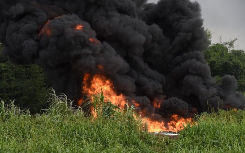 Blast at illegal Nigerian oil refinery kills 37 people