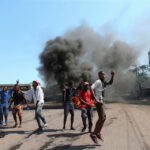 Protestors-and-supporters_Mozambique_Renamo-party