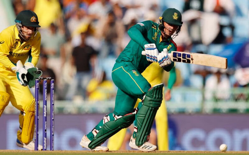 South Africa thump Australia to stay unbeaten at World Cup