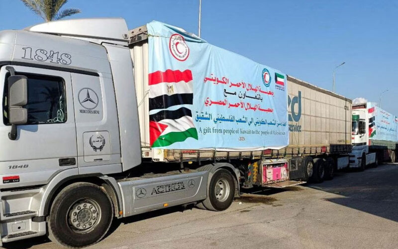 Gaza aid stuck as Egypt says Israel not cooperating