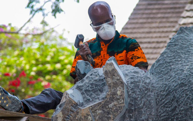Award-winning sculptor gives modern voice to a tradition of Great Zimbabwe