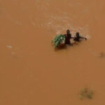 Kenya_flood-waters_Tana-River-county