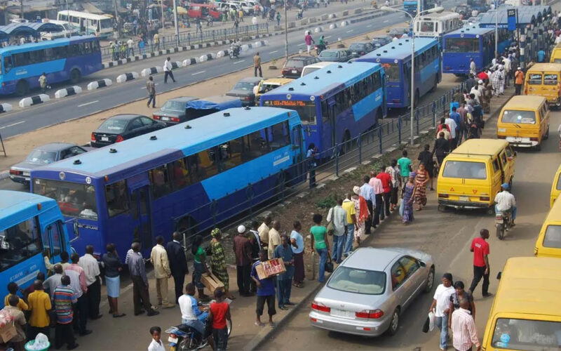 ‘One-chance’ in Lagos: how criminal gangs rob city commuters