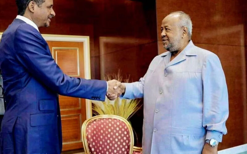 Sudanese paramilitary leader Hemedti meets civilian leaders on tour