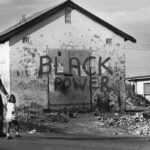 Peter-Magubane-documented-black-life