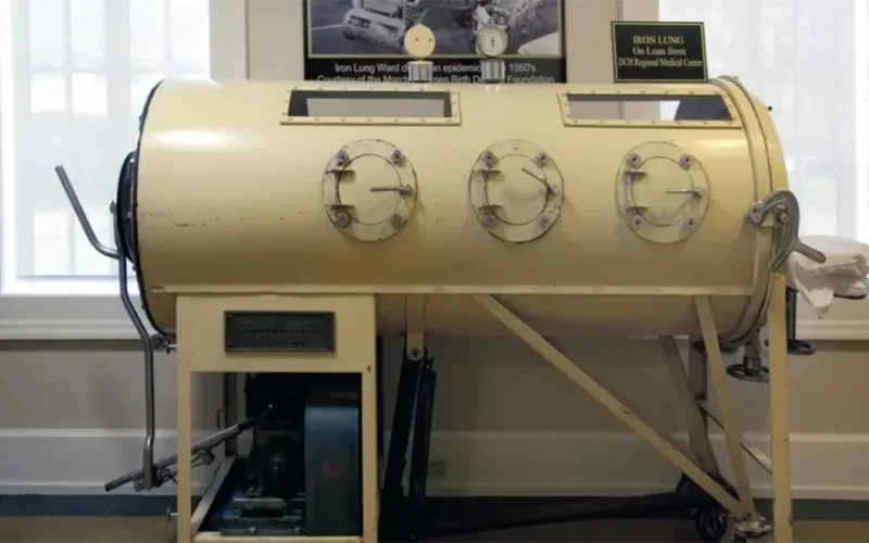 Texas man who lived seven decades in iron lung dies at age 78