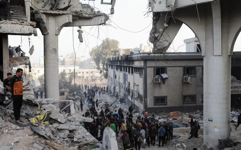 Israeli troops exit Gaza’s Shifa Hospital, leaving rubble and bodies