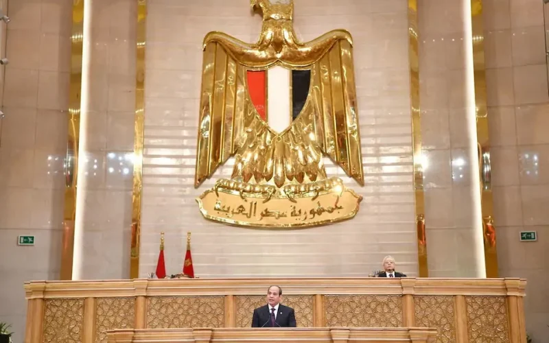 Egypt’s Sisi starts third term pledging more investment, social spending